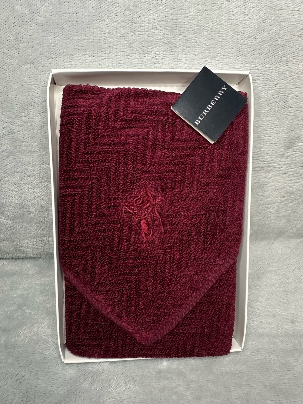 Burberry Burgundy Logo Washcloth NWT in Gift Box 13x13 Luxury Cotton